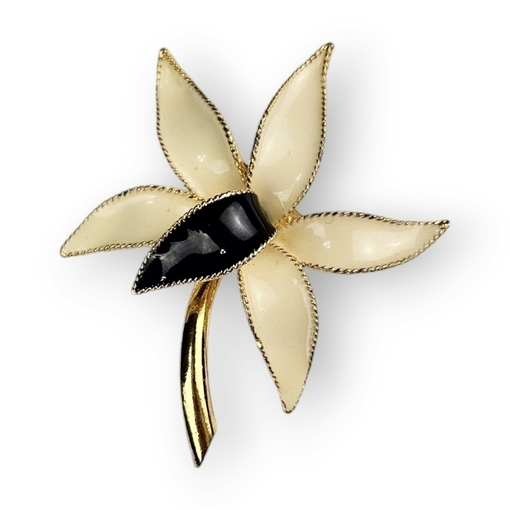 Vintage Lily Flower Brooch Black Cream Enamel Gold Plated Curved Petals Large 3"